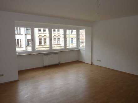 DU-Neudorf, Uni-Nähe, 42 m², 1,5 Zimmer, mit Einbauküche