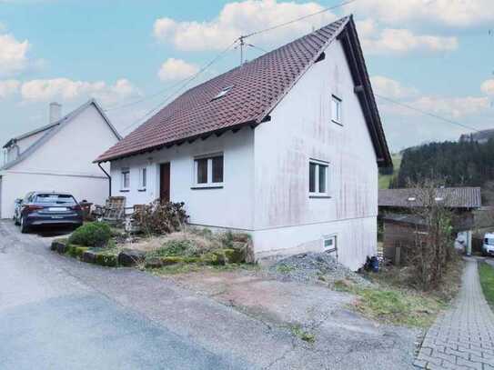 Gestaltbares Zuhause in Spiegelberg: EFH mit Renovierungsbedarf in Spiegelberg