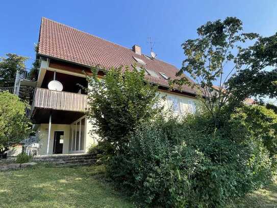 Schaffen Sie sich ein Zuhause!
Haus im Haus auf ca. 200 qm Wohnfläche in bester Lage in Stuttgart