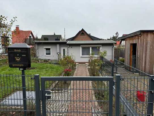 Preiswertes Haus mit Potential in Rostock Brinckmansdorf