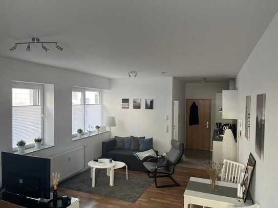 Schönes helles renoviertes Apartment mit Einbauküche in Altstadt Köln