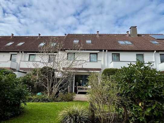 Sehr gepflegtes Einfamilienwohnhaus mit Garten und Garage