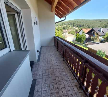 Erstbezug nach Sanierung: Freundliche 3-Zimmer-Wohnung mit Balkon, Garten