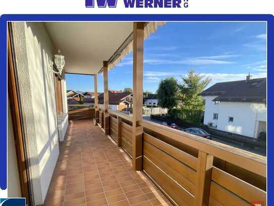 ***Helle, wirklich sehr gepflegte 3-Zimmer-Wohnung mit EBK, Balkon und Einzelgarage in Großkaro***