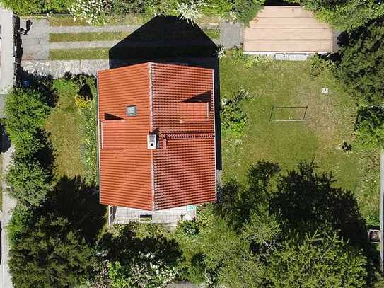 Baugrundstück mit Altbestand "GREEN-LIVING" in TOP ruhiger Zentrumslage von Germering