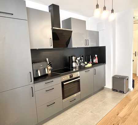 Stilvolle 2-Raum-Wohnung mit gehobener Innenausstattung mit Einbauküche in Aschaffenburg