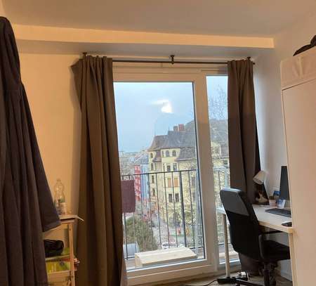 Möbliertes Zimmer mit Balkon in Top-Lage an der Münchner Freiheit