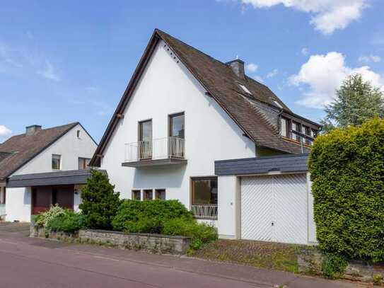 Großzügiges Haus mit Wintergarten und schönem Garten in Top-Lage zu vermieten