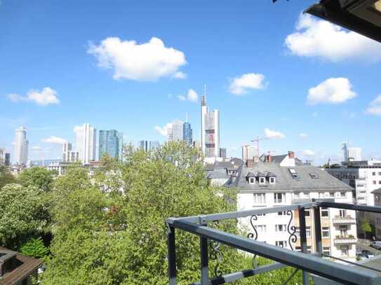 Museumsufer, TOP-Penthouse mit Dachterasse und Skyline-Blick, sehr zentral