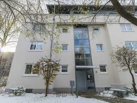 Gehobenes Investment: Gepflegtes 3-Zimmer-Penthouse mit Dachterrasse in Dresden-Klotzsche
