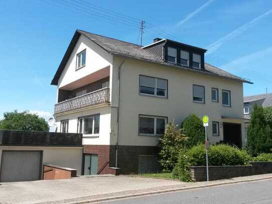 Helle, modernisierte 3-Zimmer-Wohnung mit Balkon in Mayen-Kürrenberg