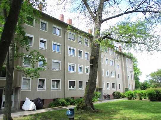 Helle 2-Zimmerwohnung mit Balkon in Frankfurt-Griesheim