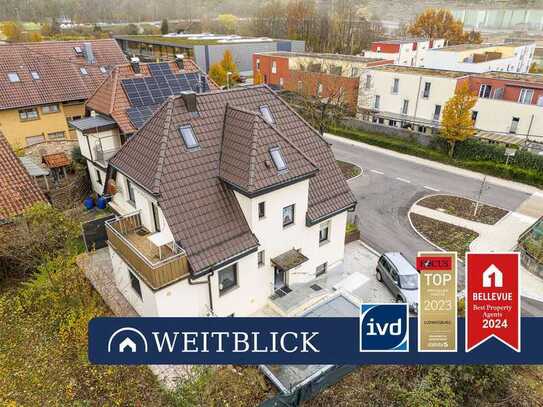 WEITBLICK: Vielseitiges 2-Familienhaus mit Einliegerbereich, Garage und großem Garten!