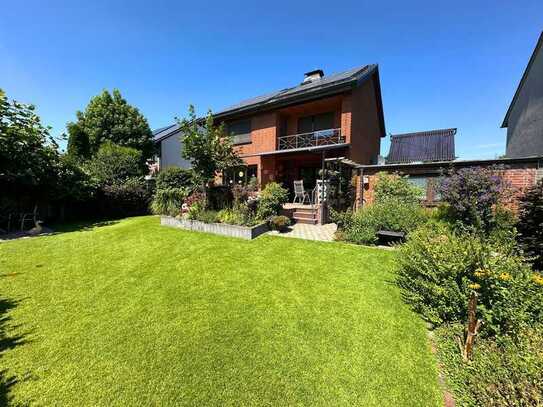 Top modernisiertes & hochwertig ausgestattetes Einfamilienhaus in ruhiger Jungborn Park-Nähe