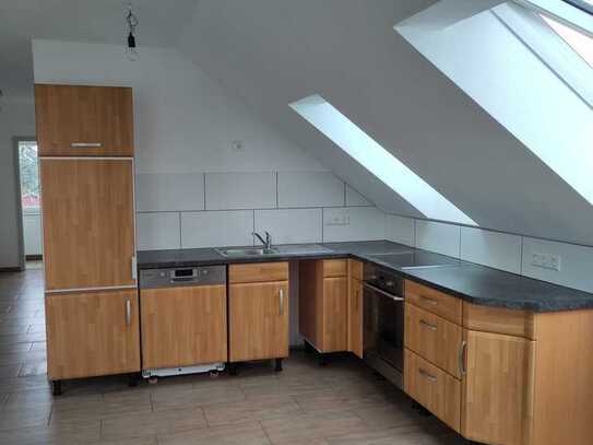 Erstbezug mit EBK: Exklusive 2,5-Raum-Dachgeschosswohnung mit geh. Innenausstattung in Crailsheim