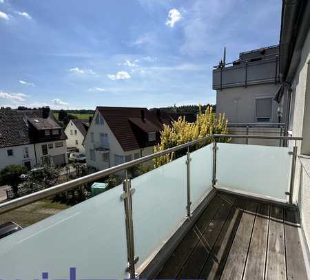 Herrlicher Südbalkon mit Aussicht wartet auf Genießer.