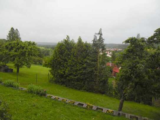 Eine großzügige, gemütliche Wohnung für Single mit Ausblick erwartet Sie hier!