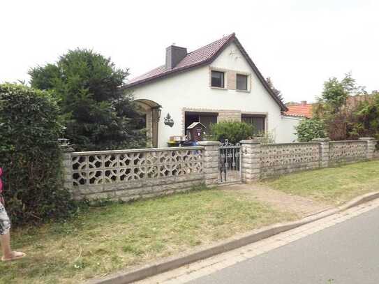 Einfamilienhaus mit 1176 m² Grundstück in Mücheln (Geiseltal) und ganz viel Potenzial