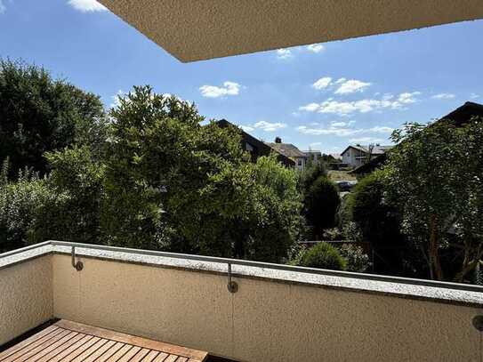 Helle 3-Zimmer-Wohnung mit großem Balkon in Ortsrandlage von Winnenden