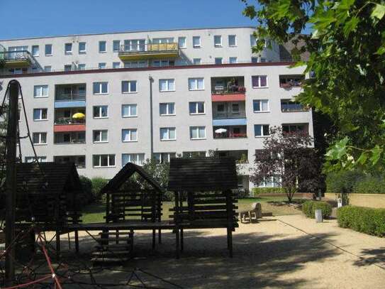 Stellplatz in moderner Tiefgarage in Wilmersdorf - Nahe S-Bahnhof Hohenzollerndamm