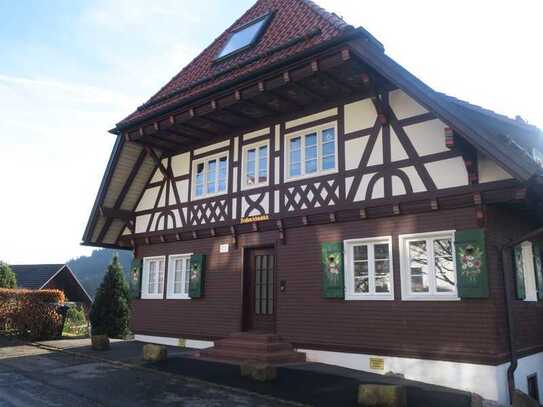 Gemütliche 2-Zimmer Wohnung mit Balkon in ruhiger Lage!