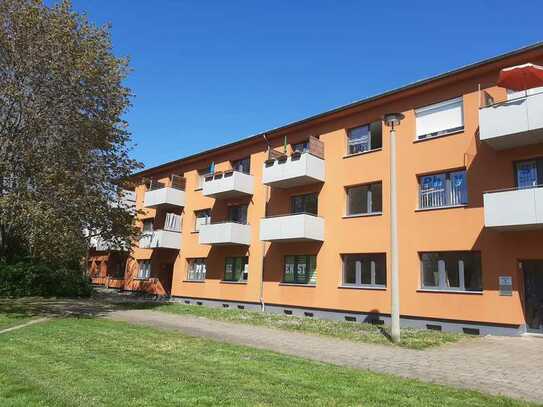 Individuelle Wohnung mit Einbauküche und Balkon in Uni Nähe