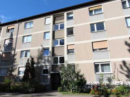 Top renovierte Wohnung im 3. OG. mit Tiefgaragenstellplatz und überdachtem Balkon in guter Lage