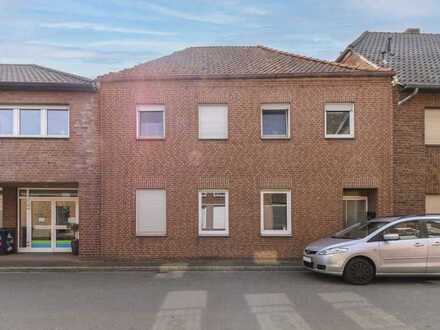 Günstiges Zweifamilienhaus in zentraler Lage von Isselburg