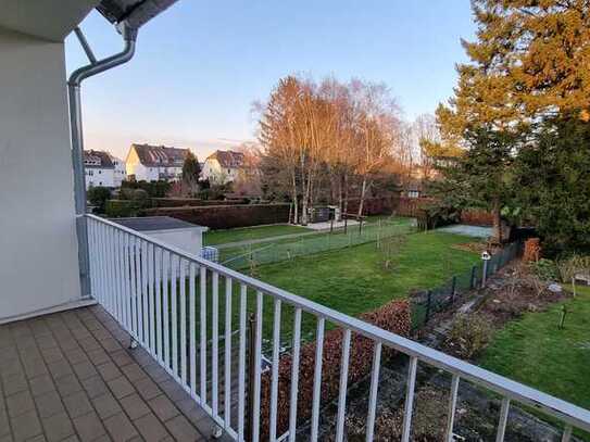 Schöne 3-Zimmer-Wohnung mit gehobener Innenausstattung und Balkon in Aachen-Eilendorf