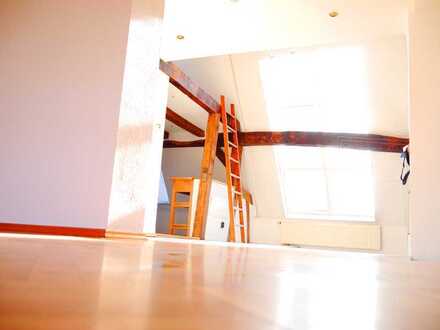 Charmante, helle 2-Zimmer-Wohnung