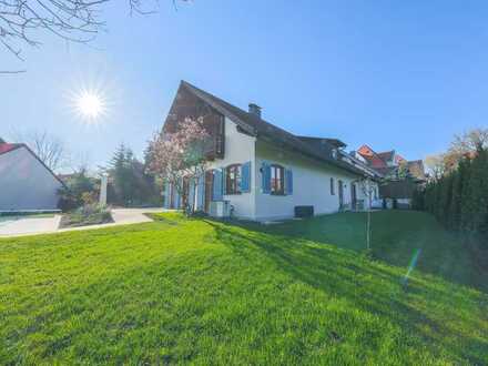 Repräsentatives Einfamilienhaus mit großem Grundstück - sofort frei!
