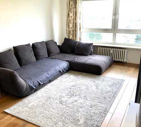 Helle und stilvolle 2-Zimmer-Wohnung mit Balkon und Einbauküche – voll möbliert!