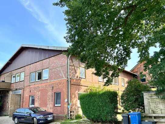 Ländliche Idylle: Gemütliche 2 Zimmer Wohnung mit Balkon in Stelle