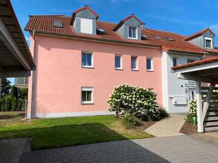 Seniorengerechte Dachgeschosswohnung mit Balkon und Aufzug