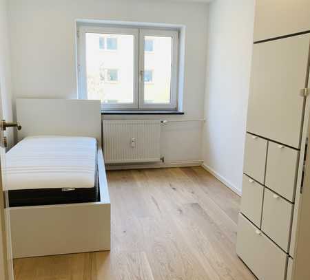 MÜNCHEN - 4er WG - schönes Zimmer in top Lage in WG verfügbar