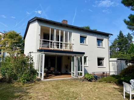 Familienglück in ruhiger und beliebter Lage!