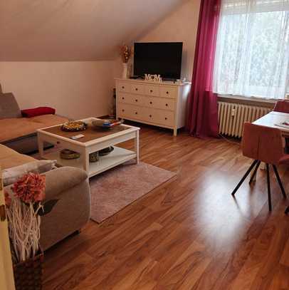 Dachgeschoss 3 Zimmerwohnung Meerbusch Büderich