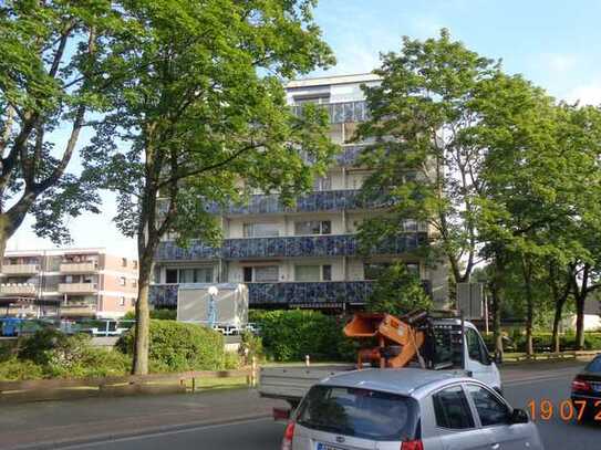 Gemütliche 2,5-Zimmer-Wohnung mit Balkon und Tiefgaragenstellplatz in Oberhausen-Königshardt