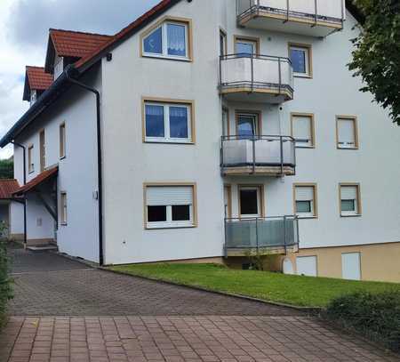 Stilvolle 4-Zimmer-Maisonette-Wohnung mit gehobener Innenausstattung mit Einbauküche in Trippstadt