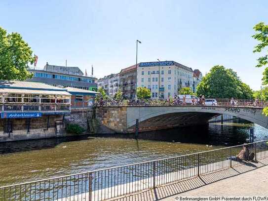 Rented 2-room attic apartment with a view of the Landwehrkanal