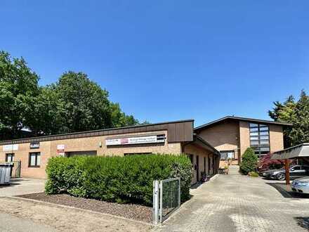 Solide Gewerbeeinheiten mit Büro, Produktionshalle und Wohnhaus in Poppenbüttel