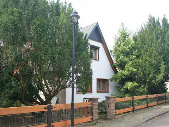 neue Kaufpreisänderung - Charmantes, gemütliches Siedlungshaus in Halle-Reideburg