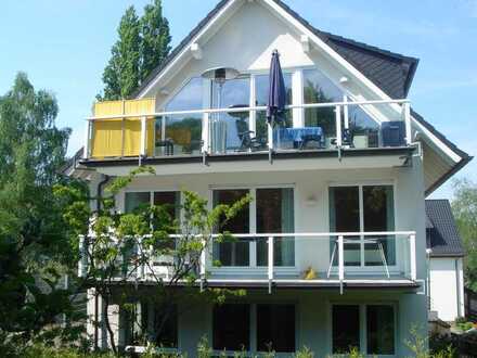 Attraktive 5,5-Zimmer- Erdgeschoss Wohnung in schöner ruhiger Lage