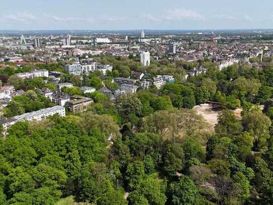 NEU MODERNISIERT MIT BLICK AUF DEN GRÜNEN VOLKSGARTEN +PROVISIONSFREI+