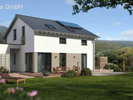 Haus mit zwei separaten Wohnungen- Info unter 0173-8594517