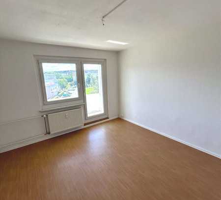 Großzügige 4-Zimmer-Wohnung mit Balkon und Badewanne – Perfekt für Familien!