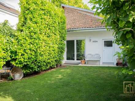 Christian Dik Immobilien / Großes, gepflegtes EFH mit Kamin, Garten & Terrasse in ruhiger Lage