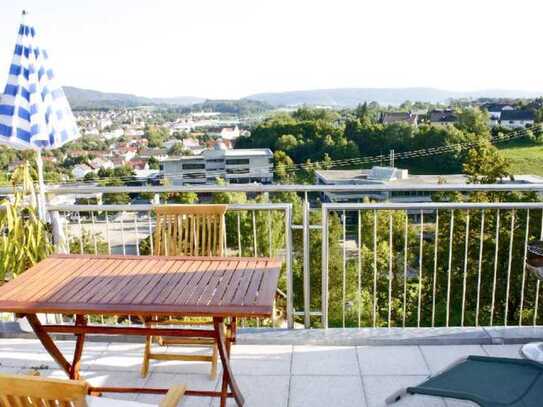 ***SONNENWOHNUNG MIT BALKON IN BENEIDENSWERTER AUSSICHTSLAGE***