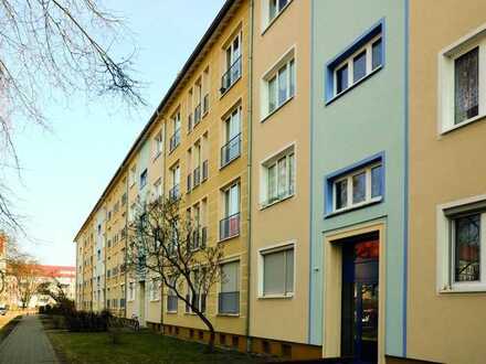 2-Raumwohnung mit Aufzug und Dusche