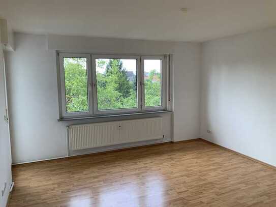 ***3-ZKB-Wohnung mit Südbalkon in schöner Lage***